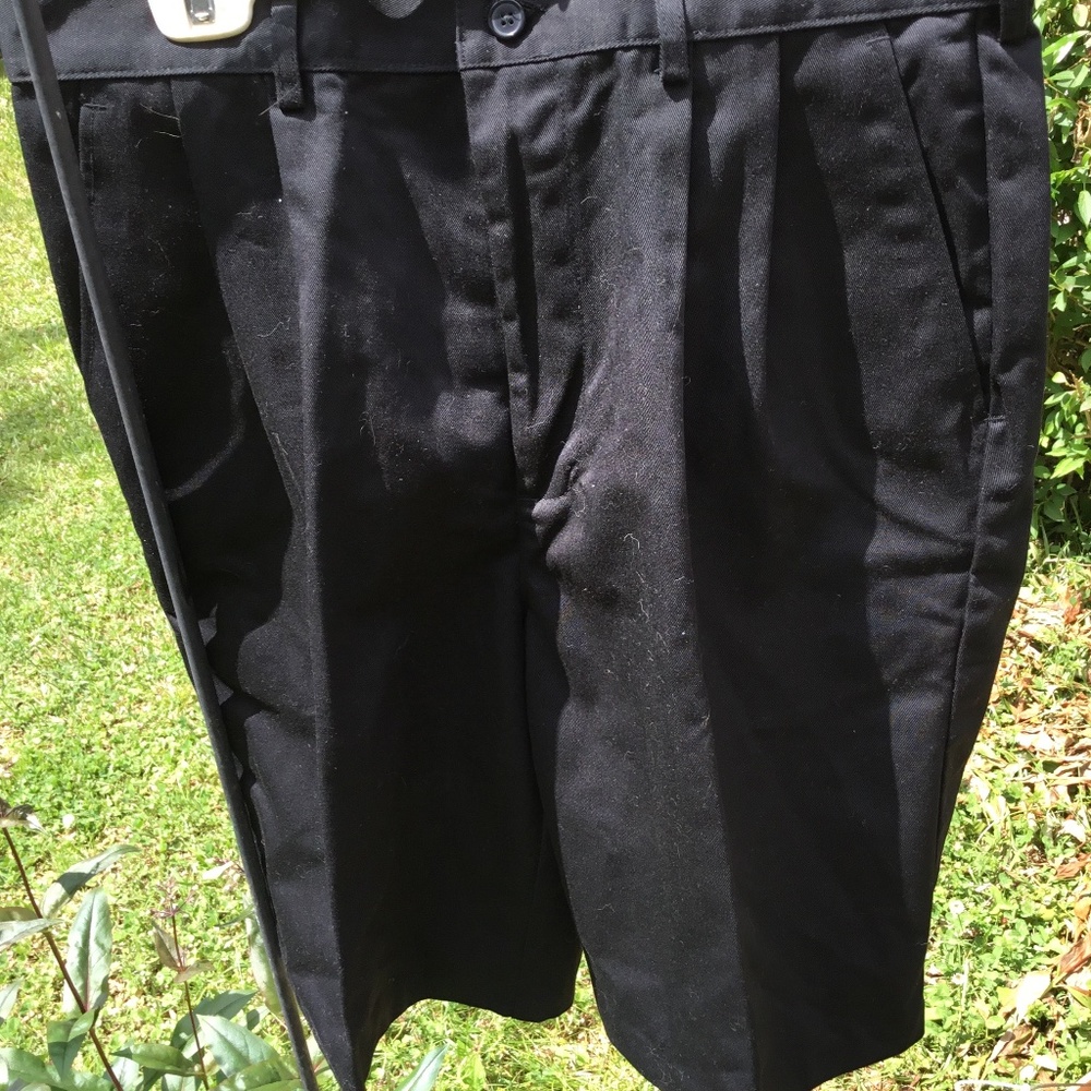 Edwards Black Pleated Shorts Size 32 Casual NWT